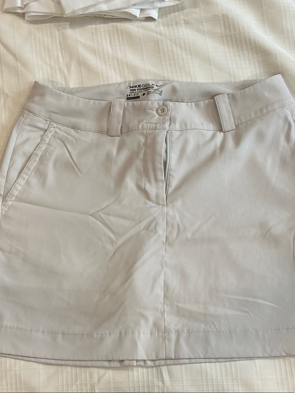Nike Women's tan Golf Skort